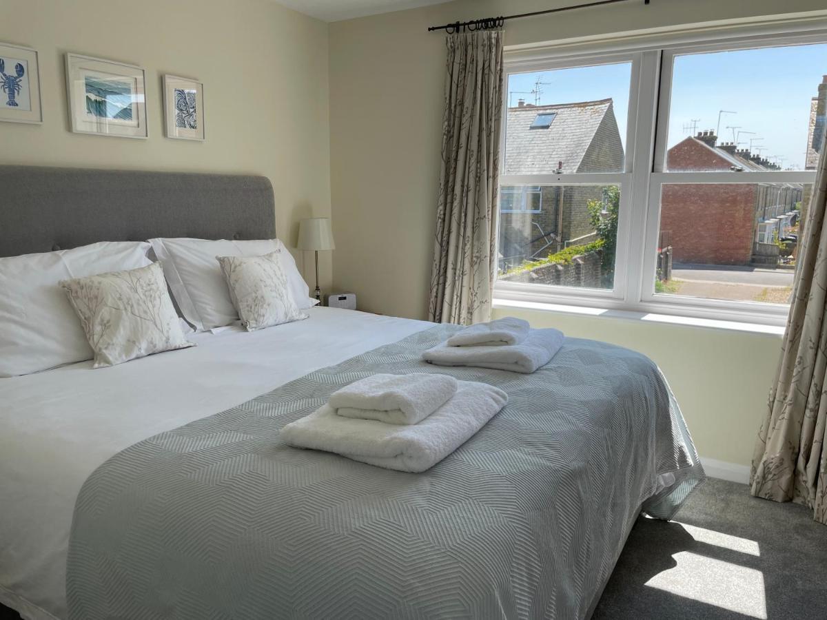 Courtyard House, With Parking And Patio Garden Villa Whitstable Exterior photo